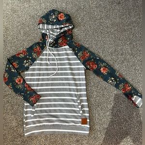 Ampersand Ave Double Hoodied Sweater - Size M